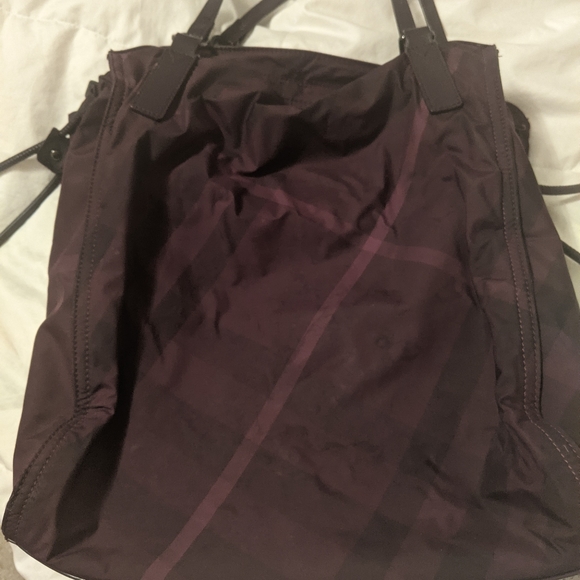 Burberry Tote bag. Burgundy, preloved - Picture 2 of 7